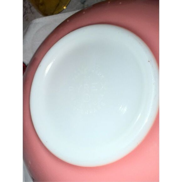 1950s PYREX Pink Gooseberry Cinderella Mixing Bowls Set of 3 Excellent Shape! - Picture 16 of 16